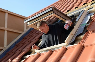 Pose de fenêtres de toit Velux à Marquéglise